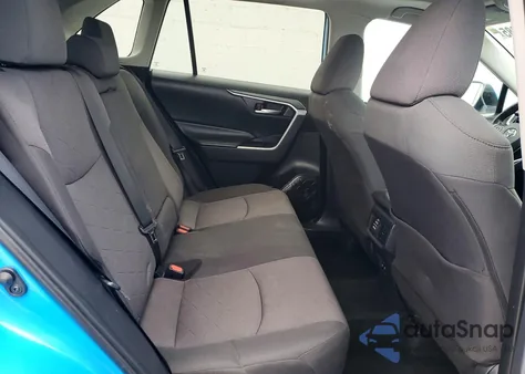 2019 Toyota Rav4 Xle из США, поврежденный, VIN 2T3P1RFV5KC011918